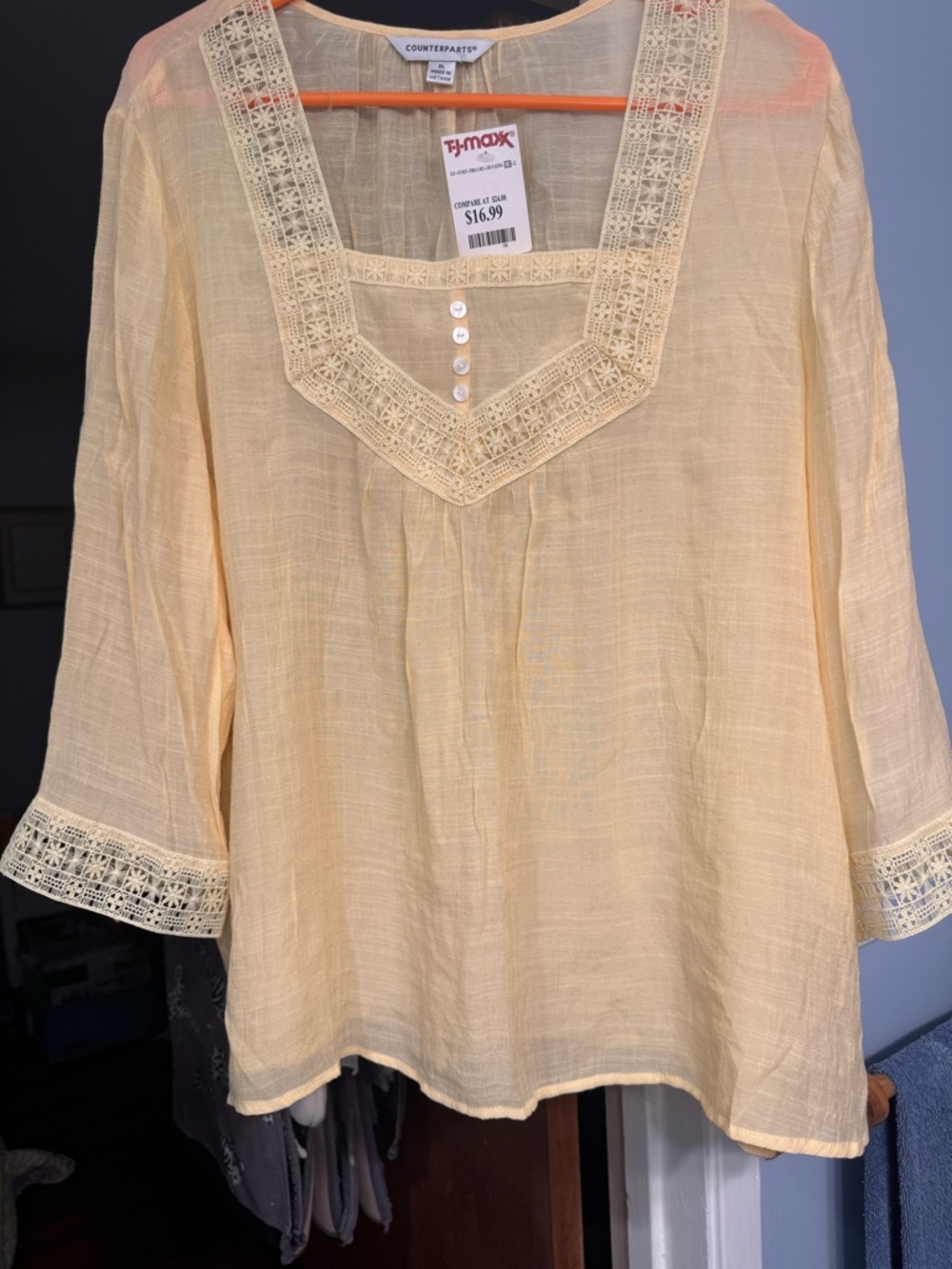 Ladies 3/4 sleeve Boho style yellow blouse-NWT